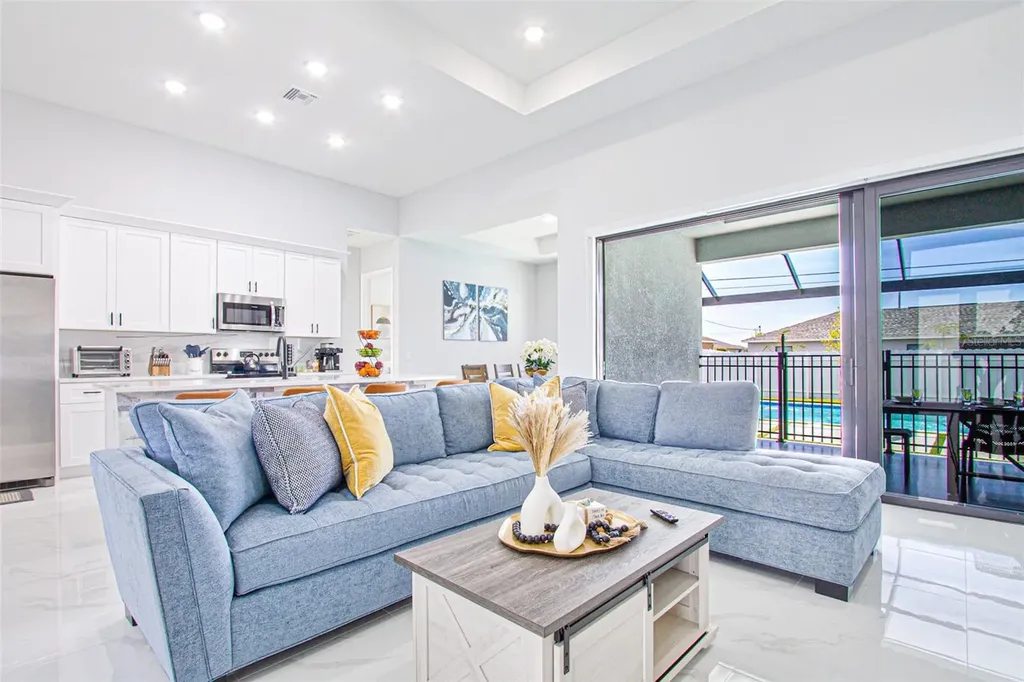 836 NE 6th Place Cape Coral FL 33909