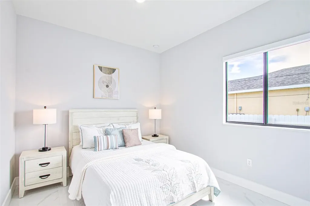 836 NE 6th Place Cape Coral FL 33909