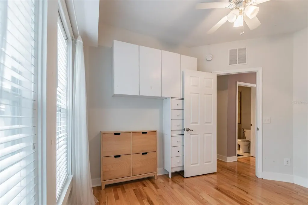 317 W Jean Street Tampa FL 33604