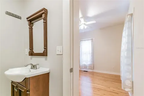 317 W Jean Street Tampa FL 33604