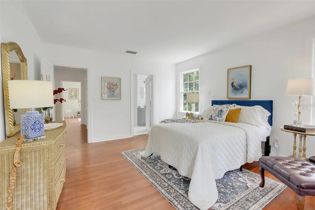 504 E Citrus Avenue Eustis FL 32726