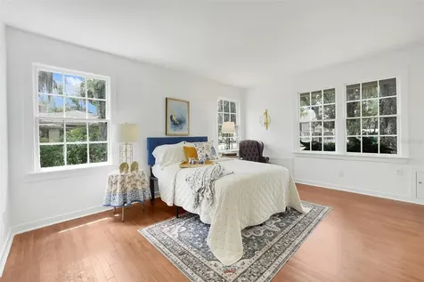 504 E Citrus Avenue Eustis FL 32726