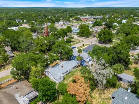 504 E Citrus Avenue Eustis FL 32726
