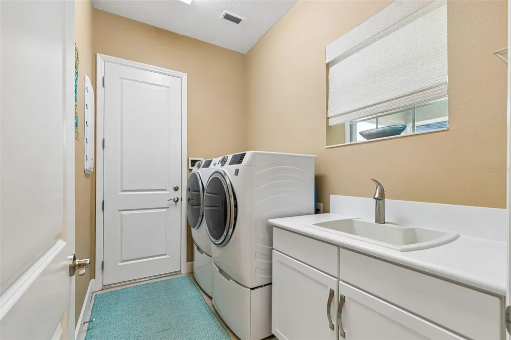 32732 Tree Of Life Avenue Wesley Chapel FL 33543