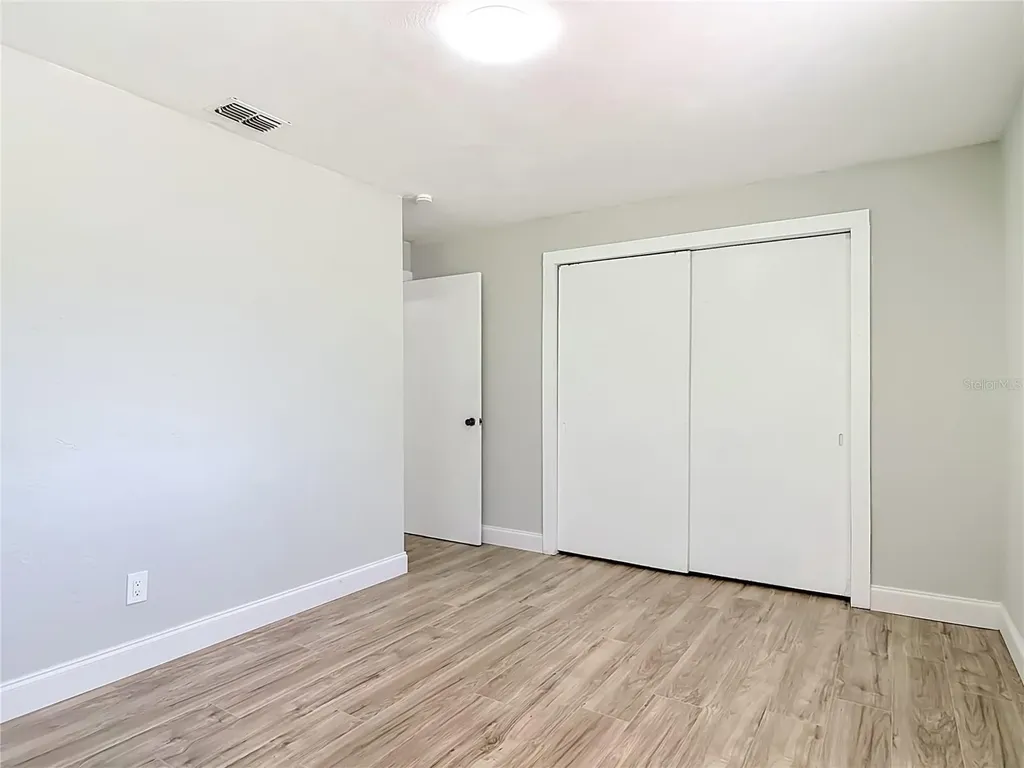 1495 Granada Avenue Daytona Beach FL 32117