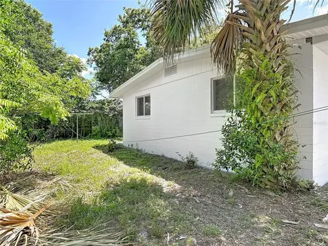 1495 Granada Avenue Daytona Beach FL 32117