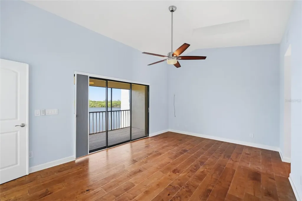 1070 Sanabel Court NE St Petersburg FL 33702