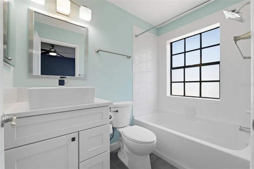 1070 Sanabel Court NE St Petersburg FL 33702