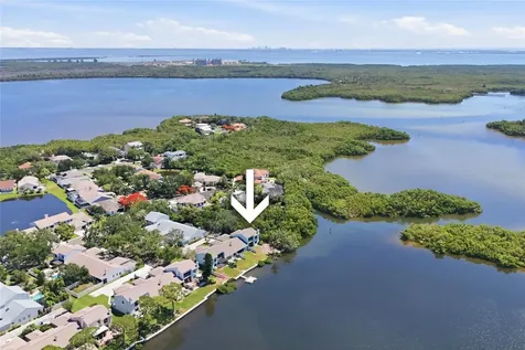 1070 Sanabel Court NE St Petersburg FL 33702
