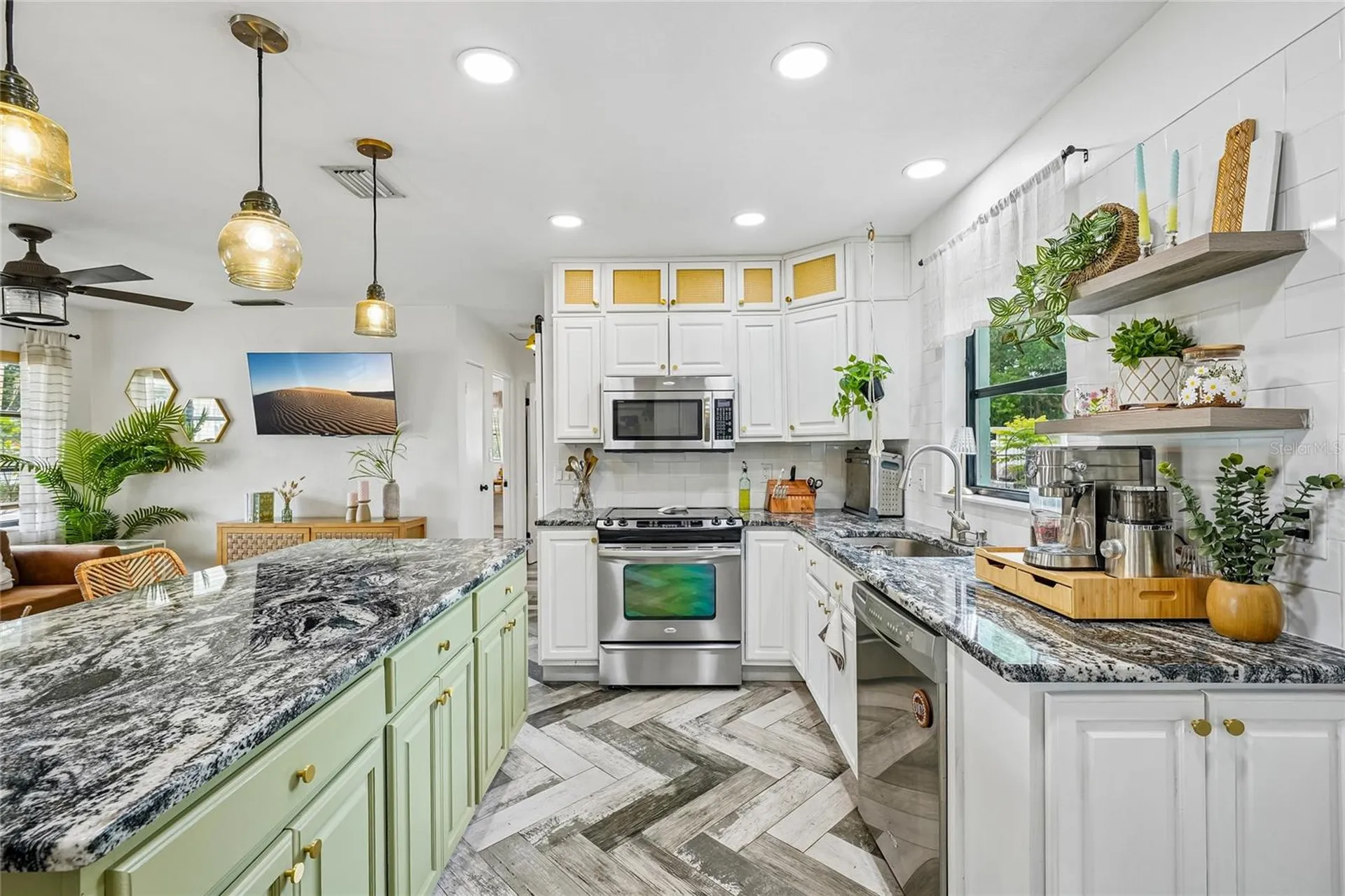 5201 11th Avenue N St Petersburg FL 33710