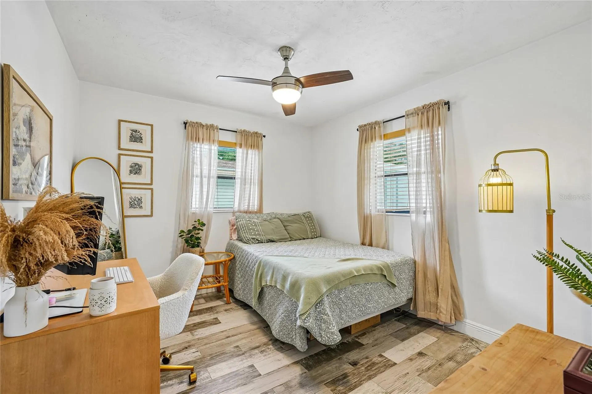5201 11th Avenue N St Petersburg FL 33710