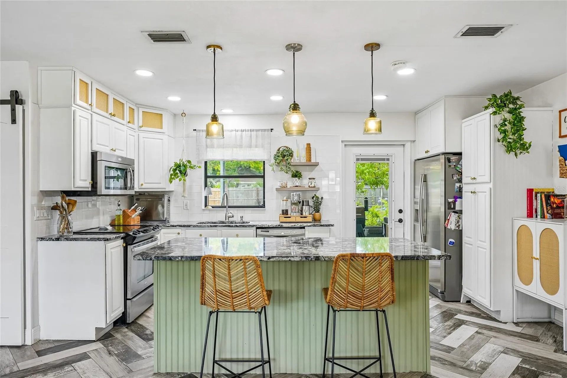 5201 11th Avenue N St Petersburg FL 33710