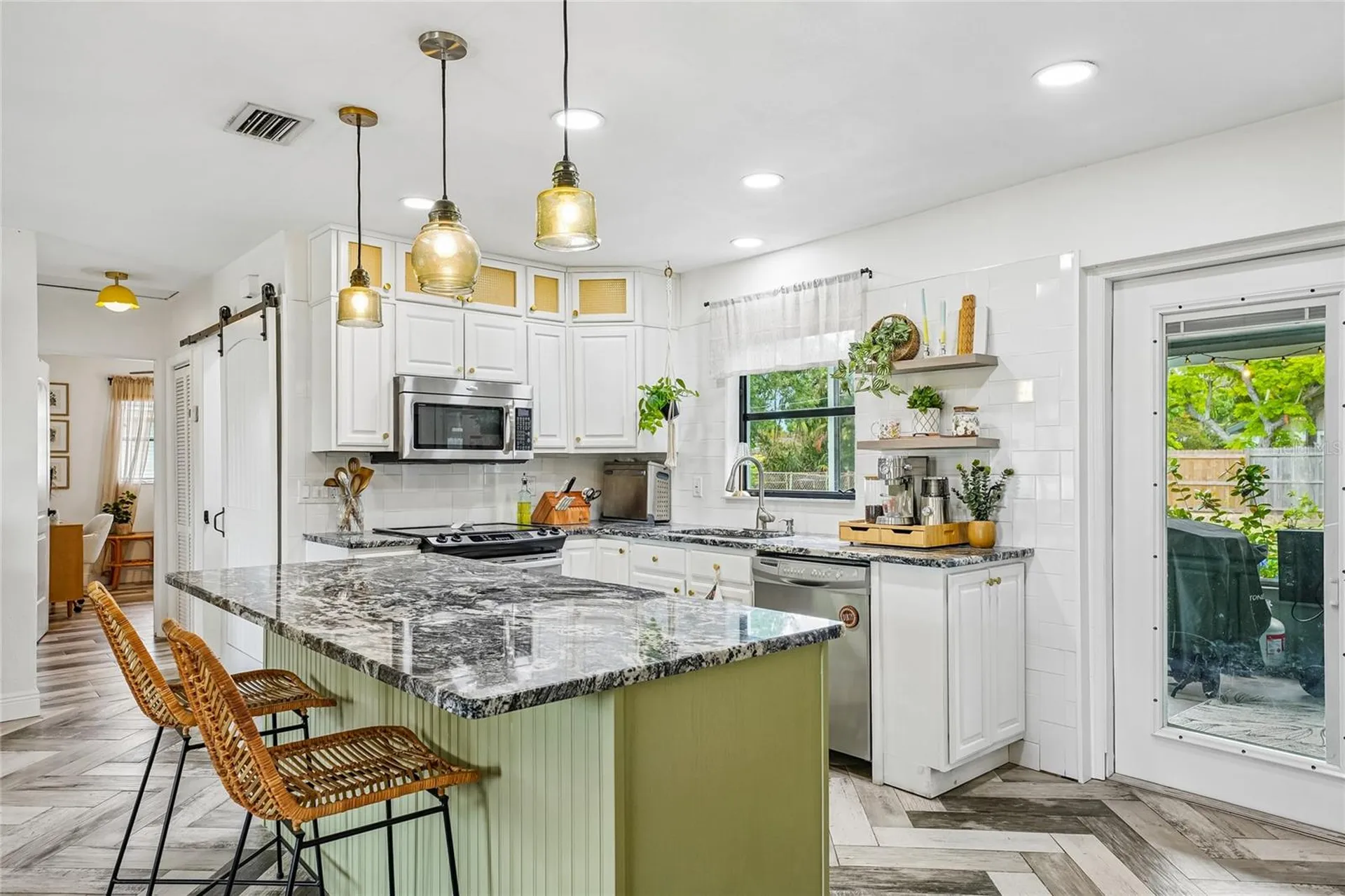 5201 11th Avenue N St Petersburg FL 33710