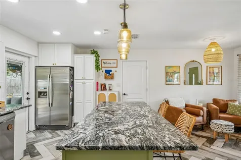 5201 11th Avenue N St Petersburg FL 33710