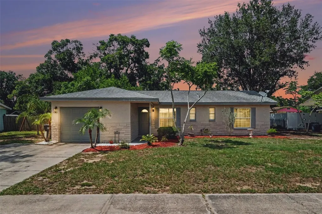 2022 Lance Court Dover FL 33527