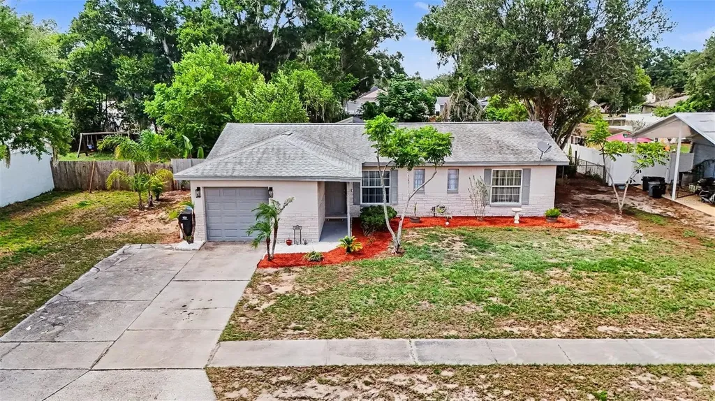2022 Lance Court Dover FL 33527