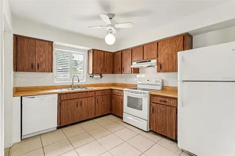 2022 Lance Court Dover FL 33527