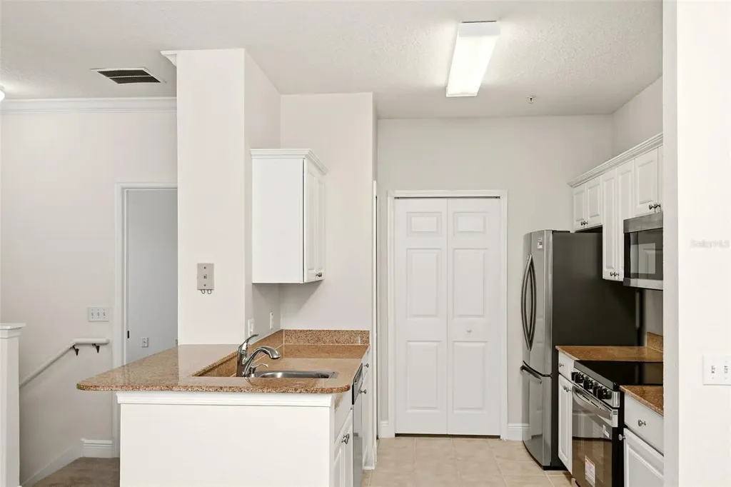 330 Southern Pecan Circle Winter Garden FL 34787
