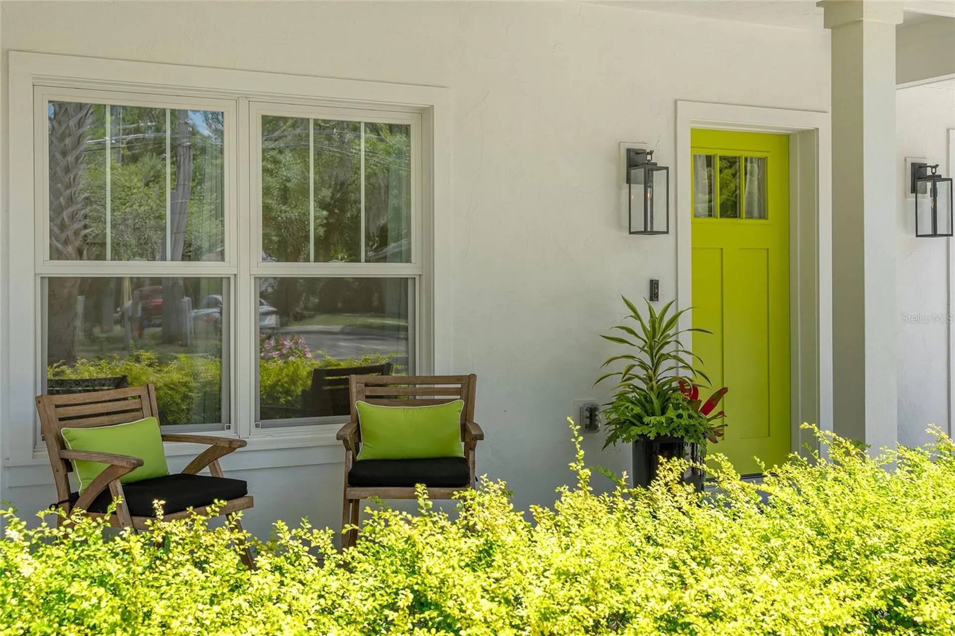 964 N Grandview Street Mount Dora FL 32757