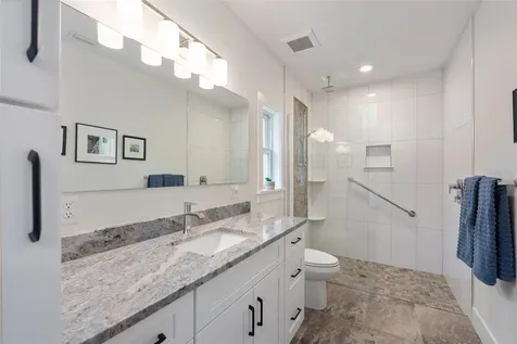 964 N Grandview Street Mount Dora FL 32757