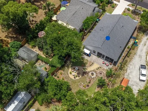 964 N Grandview Street Mount Dora FL 32757