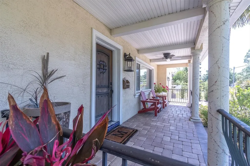 6145 2nd Avenue N St Petersburg FL 33710