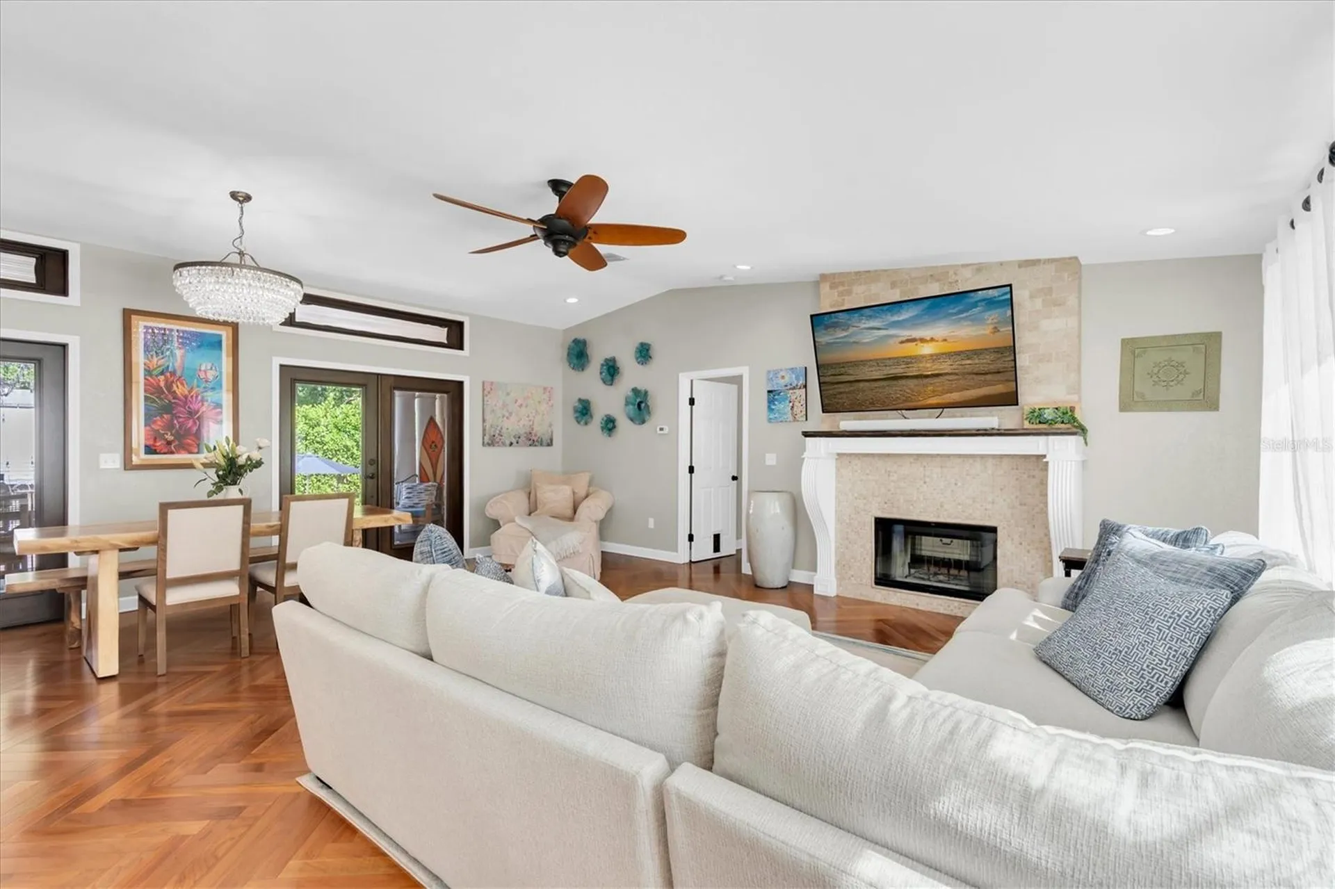 6145 2nd Avenue N St Petersburg FL 33710