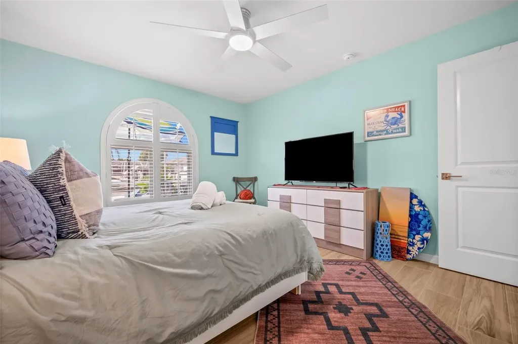 1432 Venetian Court Cape Coral FL 33904
