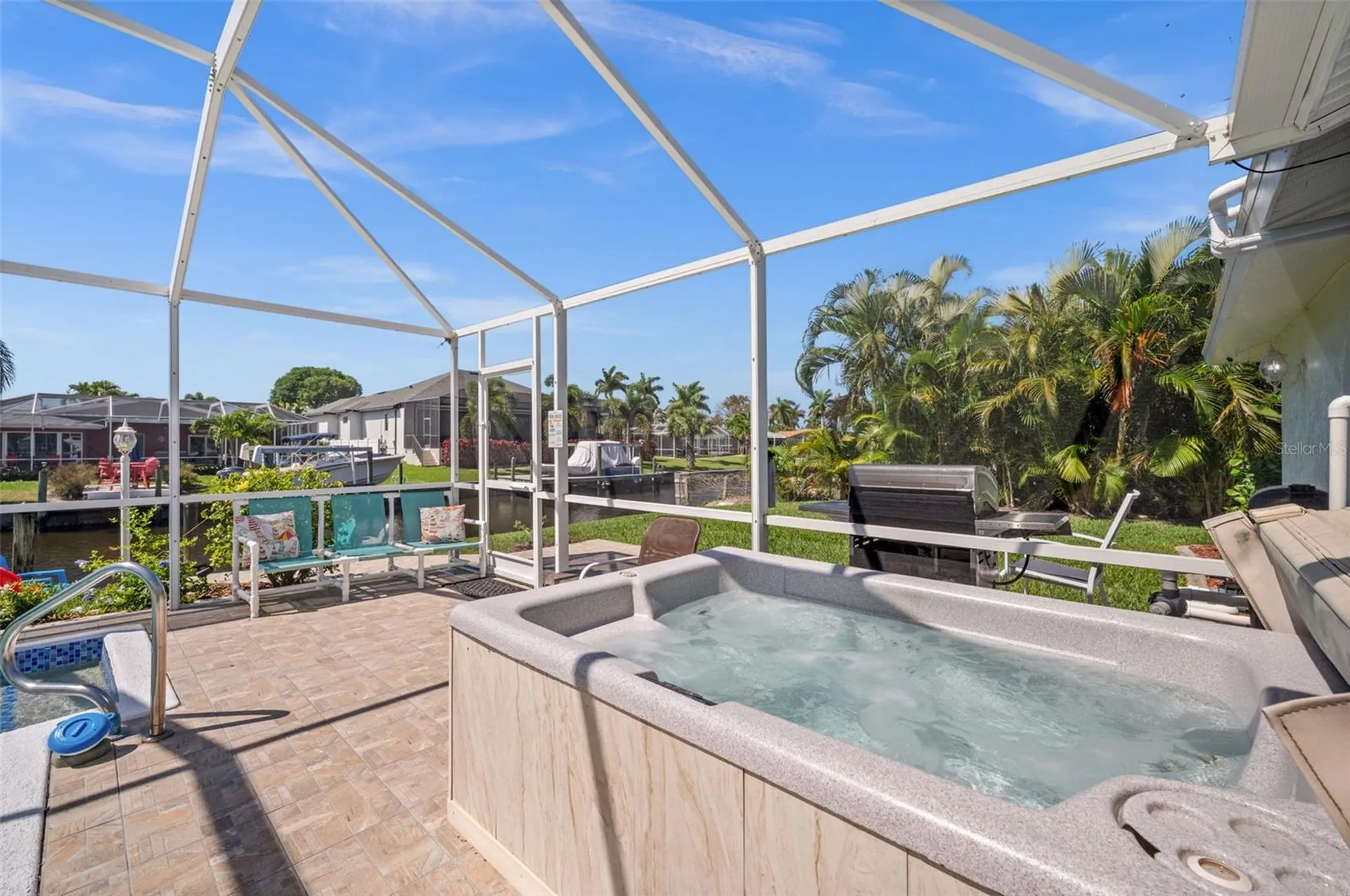 1432 Venetian Court Cape Coral FL 33904