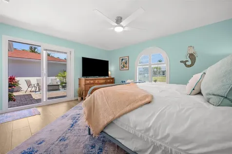 1432 Venetian Court Cape Coral FL 33904