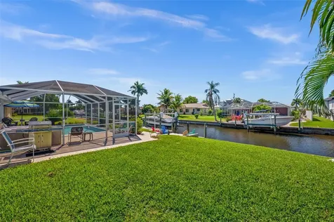 1432 Venetian Court Cape Coral FL 33904