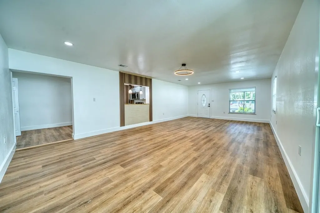 5405 Old Cheney Highway Orlando FL 32807