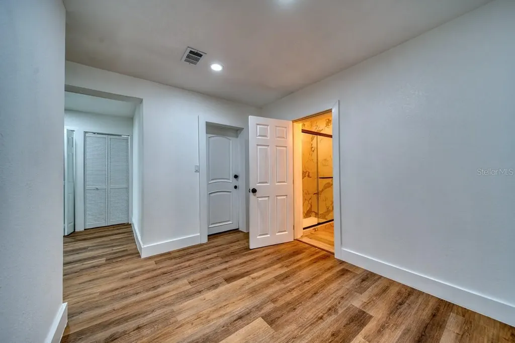 5405 Old Cheney Highway Orlando FL 32807