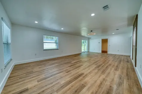 5405 Old Cheney Highway Orlando FL 32807