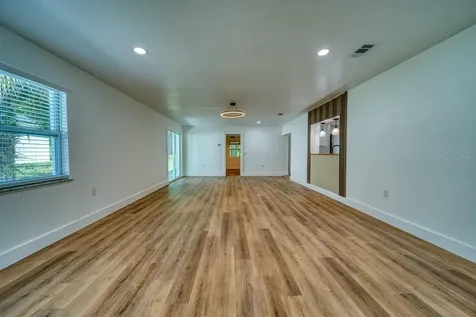 5405 Old Cheney Highway Orlando FL 32807