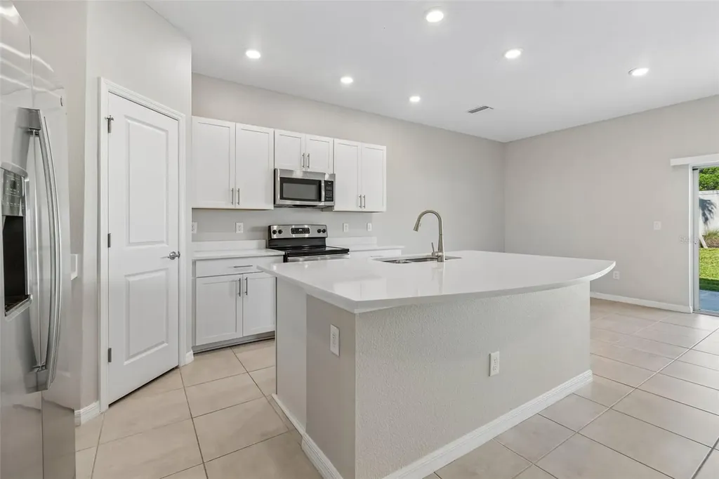 2470 Paravane Way Wesley Chapel FL 33543