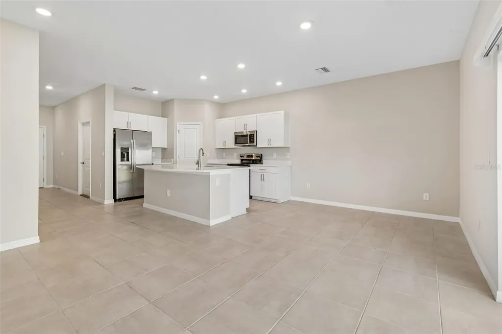 2470 Paravane Way Wesley Chapel FL 33543