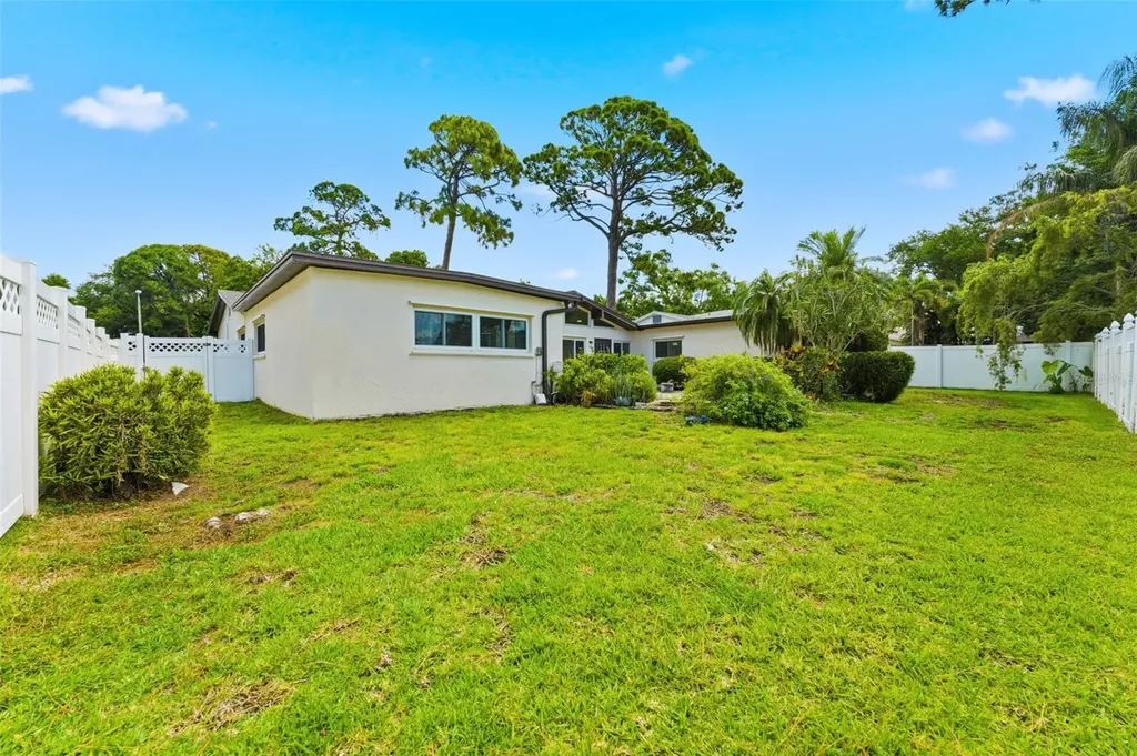 14212 84th Terrace Seminole FL 33776