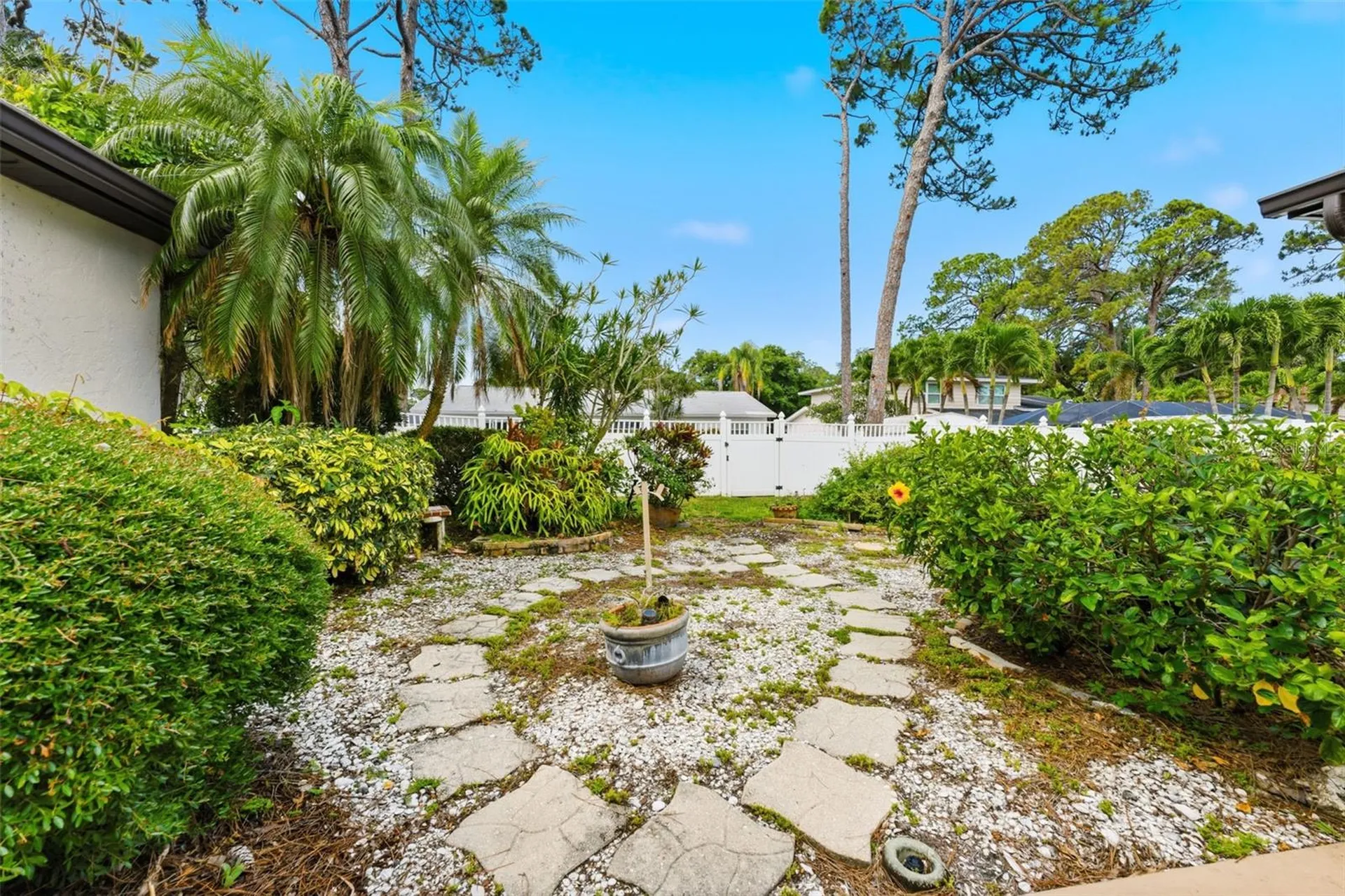 14212 84th Terrace Seminole FL 33776