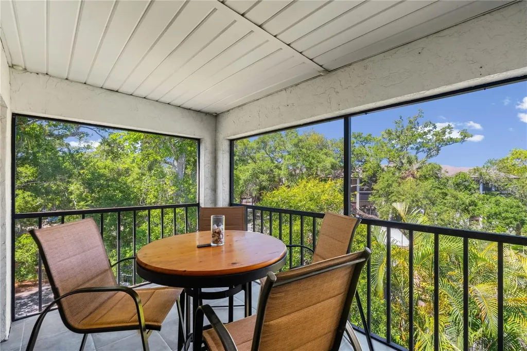 2746 Orchid Oaks Drive Sarasota FL 34239