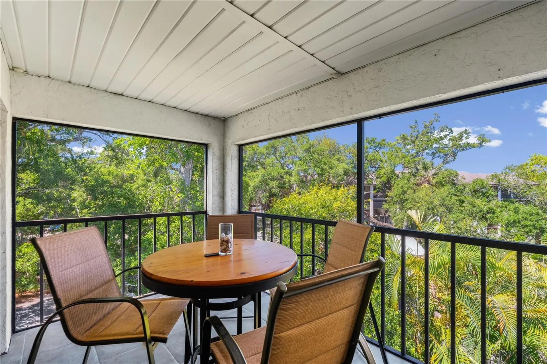 2746 Orchid Oaks Drive Sarasota FL 34239