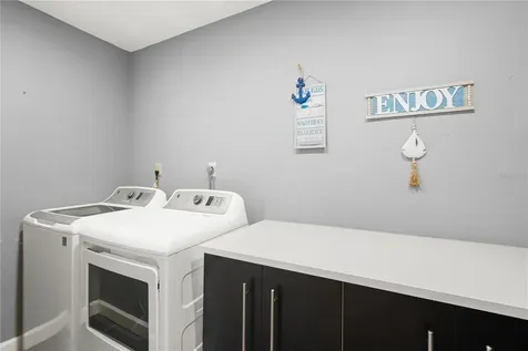 2746 Orchid Oaks Drive Sarasota FL 34239