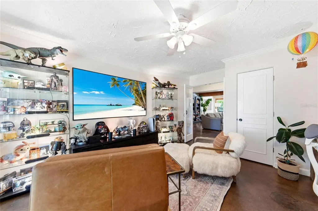 2515 49th Street Sarasota FL 34234