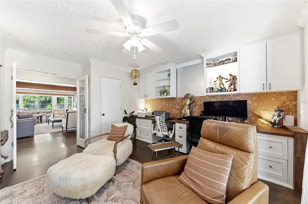2515 49th Street Sarasota FL 34234