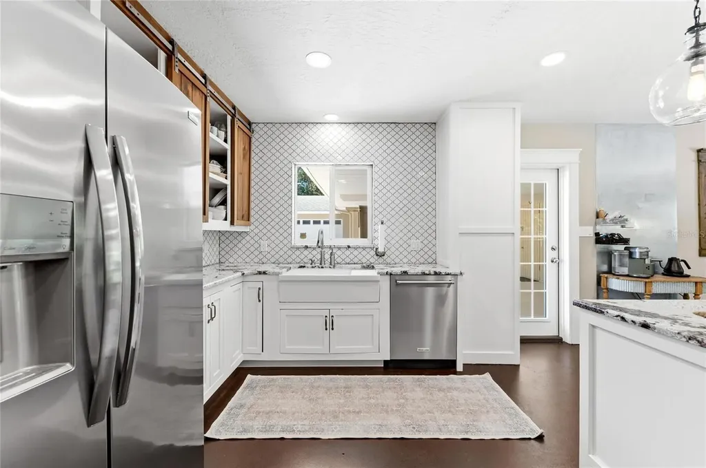 2515 49th Street Sarasota FL 34234