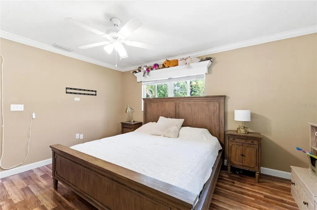2515 49th Street Sarasota FL 34234