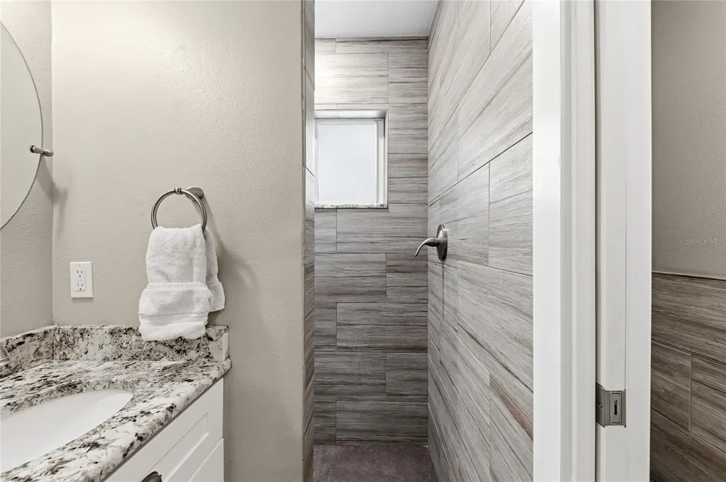 2515 49th Street Sarasota FL 34234