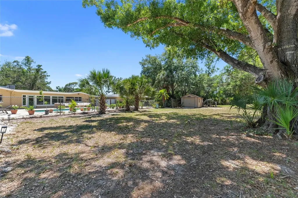 2515 49th Street Sarasota FL 34234