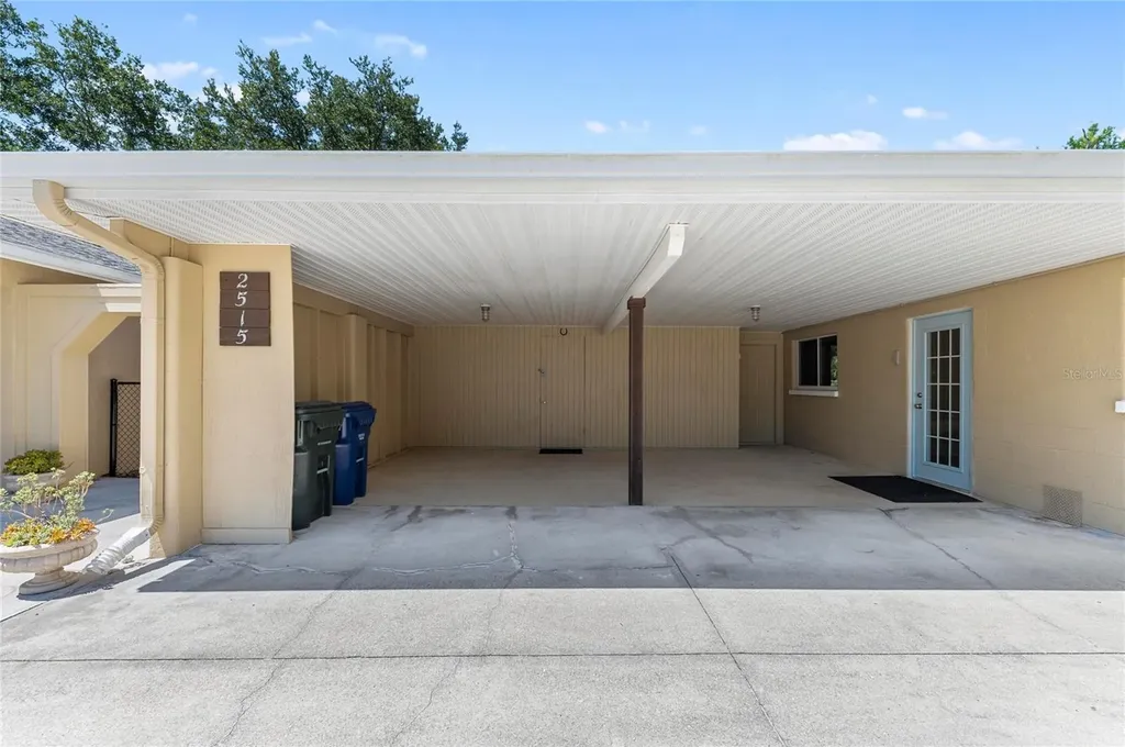 2515 49th Street Sarasota FL 34234