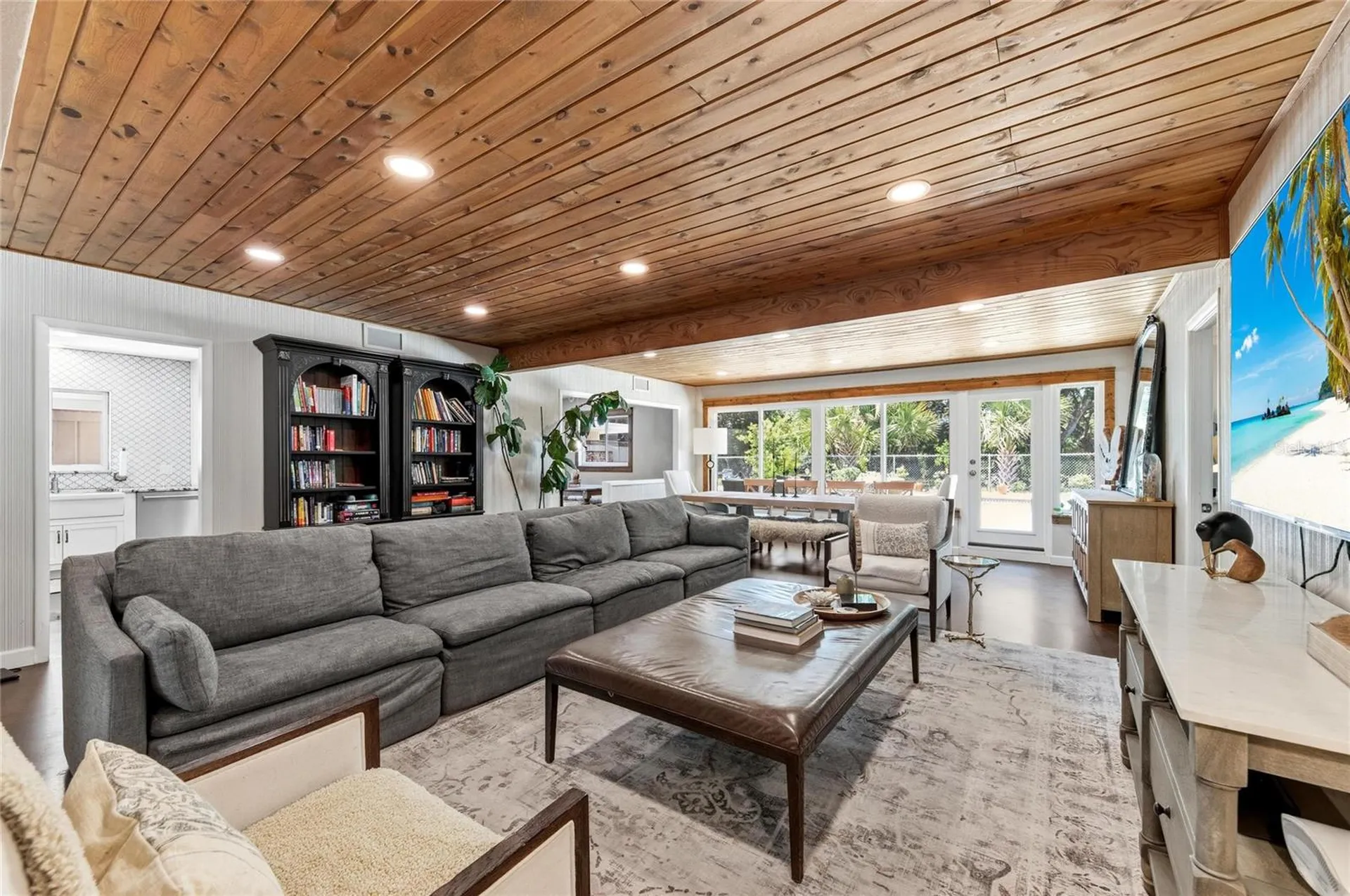 2515 49th Street Sarasota FL 34234